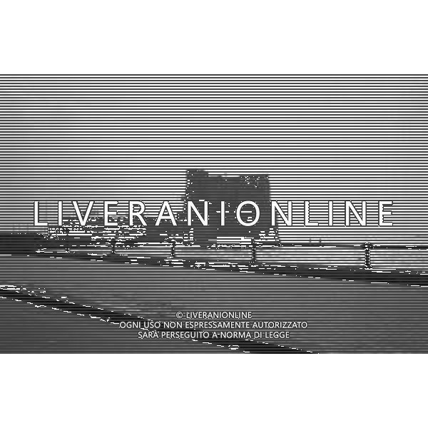 RETROSPETTIVA 1975 VEDUTE PANORAMICHE DELLA CITTA\' DI NAPOLI NELLA FOTO Vista del Castel dell\'Ovo, il castello fortezza sul mare del golfo napoli ©Archivio Giovanni Liverani/AGENZIA ALDO LIVERANI SAS