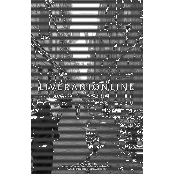RETROSPETTIVA 1975 VEDUTE PANORAMICHE DELLA CITTA\' DI NAPOLI NELLA FOTO VIE E VICOLI NEL CENTRO ©Archivio Giovanni Liverani/AGENZIA ALDO LIVERANI SAS