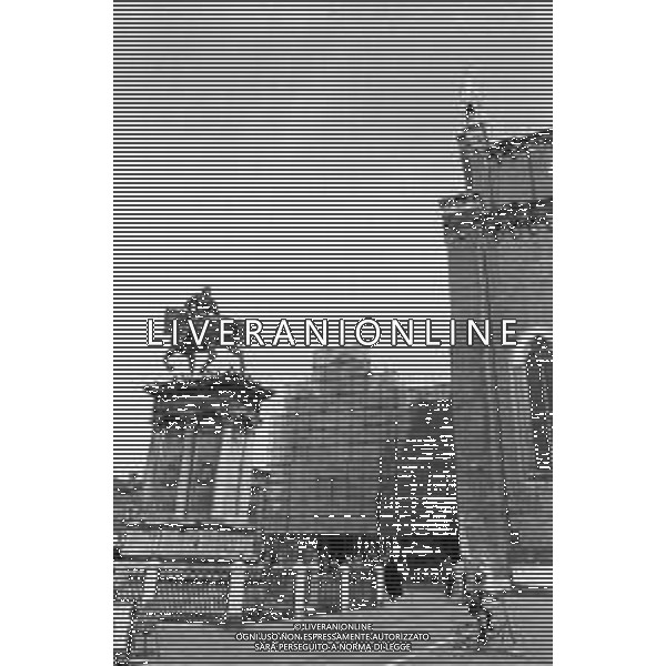 VEDUTE DELLA CITTA \' DI VENEZIA DURANTE IL RESTAURO DEL 1971 - RETROSPETTIVA NELLA FOTO L\'OSPEDALE CIVILE DI SAN GIOVANNI E PAOLO ADIACENTE ALLA CHIESA O BASILICA DEI SANTI GIOVANNI E PAOLO ©Archivio Giovanni Liverani/AGENZIA ALDO LIVERANI SAS