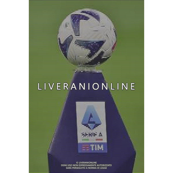 il pallone ufficiale delle gare della Serie A TIM Inter vs Spezia Milano 20-08-2022 Stadio Giuseppe Meazza - San Siro Campionato Serie A TIM - 2a giornata foto Roberto Garavaglia/ag. Aldo Liverani sas