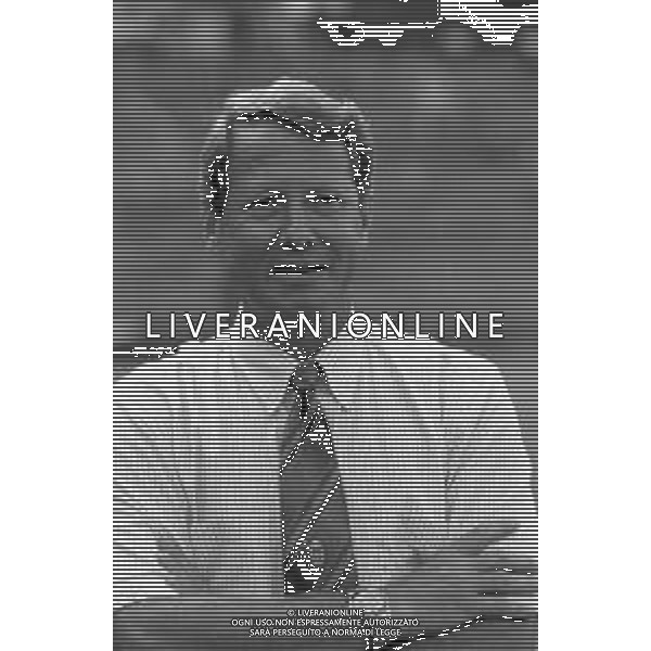 RETROSPETTIVA ANDREA VALDINOCI ALLENATORE DEL COMO CALCIO NELLA FOTO NEL 1992-1993 AG ALDO LIVERANI SAS