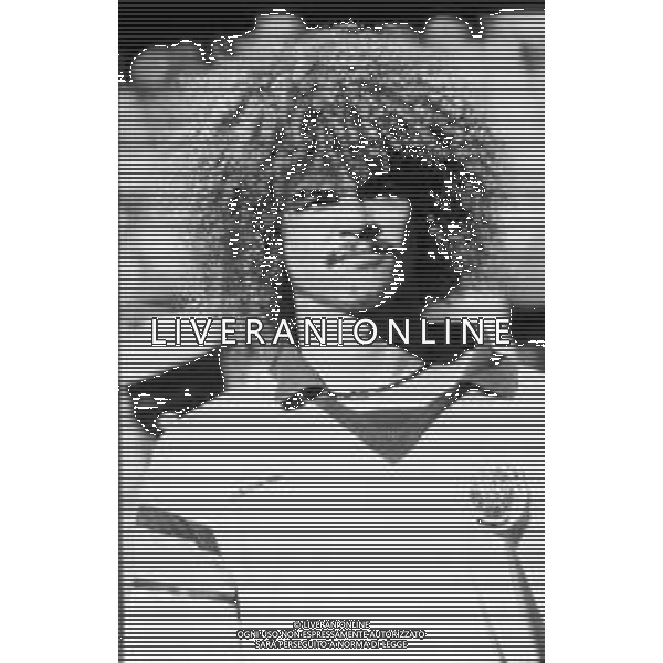 RETROSPETTIVA CARLOS ALBERTO VALDERRAMA CALCIATORE NELLA FOTO CON LA MAGLIA DELLA NAZIONALE COLOMBIANA AI CAMPIONATI MONDIALI ITALIA 1990 AG ALDO LIVERANI SAS
