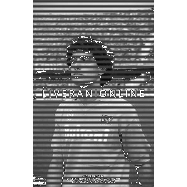 RETROSPETTIVA FRANCESCO ROMANO CALCIATORE NELLA FOTO CON LA MAGLIA DEL NAPOLI CALCIO NELL\'ANNO 1986-1987 AG ALDO LIVERANI SAS