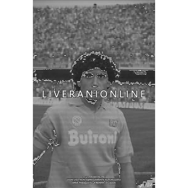 RETROSPETTIVA FRANCESCO ROMANO CALCIATORE NELLA FOTO CON LA MAGLIA DEL NAPOLI CALCIO NELL\'ANNO 1986-1987 AG ALDO LIVERANI SAS