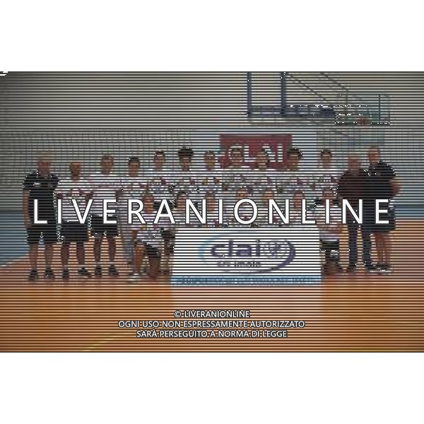 IMOLA 24 08 2022 CLAI IMOLA PALLAVOLO SERIE B1 PRIMO ALLENAMENTO NELLA FOTO FOTO SQUADRA CON SPONSOR CLAI PRESIDENTE GIOVANNI BETTINI ©SANNA/AGENZIA ALDO LIVERANI SAS