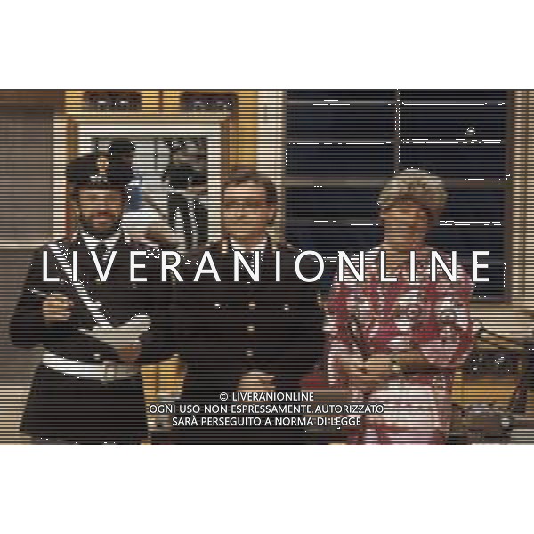 I TRETTRE\' , TRIO COMICO NAPOLETANO, COMPOSTO DA GINO COGLIANDRO, EDOARDO ROMANO E MIRKO SETARO NELLA FOTO NEL 1987 AG ALDO LIVERANI SAS