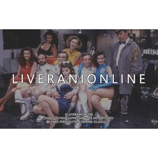 I TRETTRE\' , TRIO COMICO NAPOLETANO, COMPOSTO DA GINO COGLIANDRO, EDOARDO ROMANO E MIRKO SETARO NELLA FOTO NEL VARIETA\' TELEVISIVO \'TRISITORS\' NEL 1989 CON TINI\' CANSINO E LUIGI UZZO AG ALDO LIVERANI SAS
