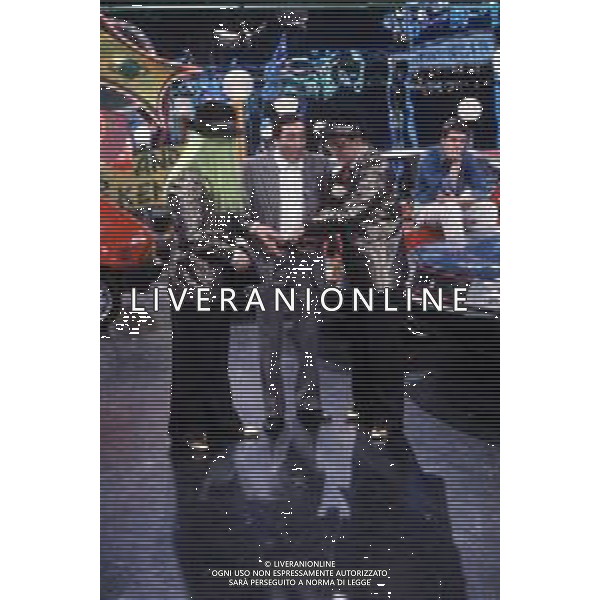 I TRETTRE\' , TRIO COMICO NAPOLETANO, COMPOSTO DA GINO COGLIANDRO, EDOARDO ROMANO E MIRKO SETARO NELLA FOTO NEL PROGRAMMA TV \' DRIVE IN \' AG ALDO LIVERANI SAS