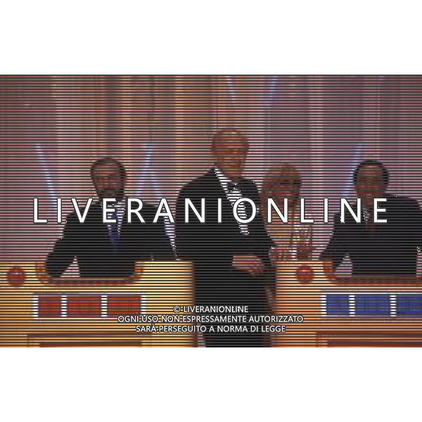 I TRETTRE\' , TRIO COMICO NAPOLETANO, COMPOSTO DA GINO COGLIANDRO, EDOARDO ROMANO E MIRKO SETARO NELLA FOTO NEL PROGRAMMA TV DI RAIMONDO VIANELLO E SANDRA MONDAINI AG ALDO LIVERANI SAS