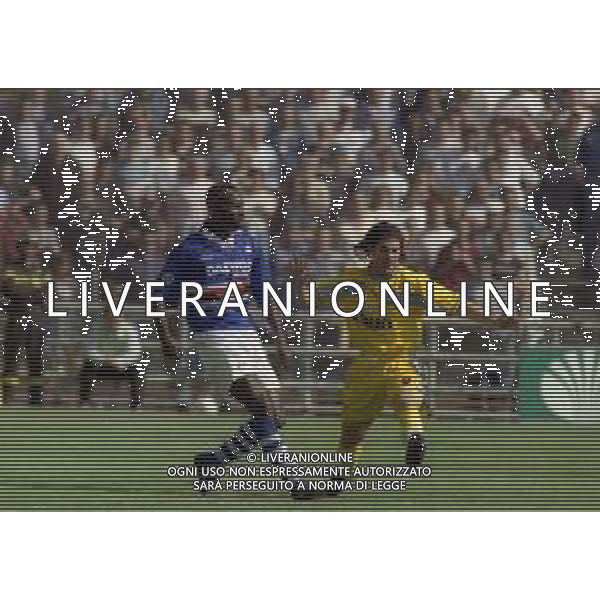 25-04-1999 GENOVA CAMPIONATO DI CALCIO SERIE A SAMPDORIA-LAZIO 0-1 NELLA FOTO MARCELO SALAS -SALIOU LASSISSI AG ALDO LIVERANI SAS
