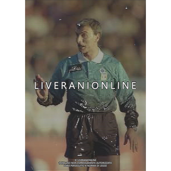 15-11-1998 PIACENZA CAMPIONATO DI CALCIO SERIE A PIACENZA-FIORENTINA 4-2 NELLA FOTO ARBITRO SALVATORE RACALBUTO AG ALDO LIVERANI SAS