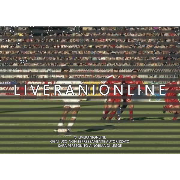 15-11-1998 PIACENZA CAMPIONATO DI CALCIO SERIE A PIACENZA-FIORENTINA 4-2 NELLA FOTO IL GOAL DI MANUEL RUI COSTA AG ALDO LIVERANI SAS