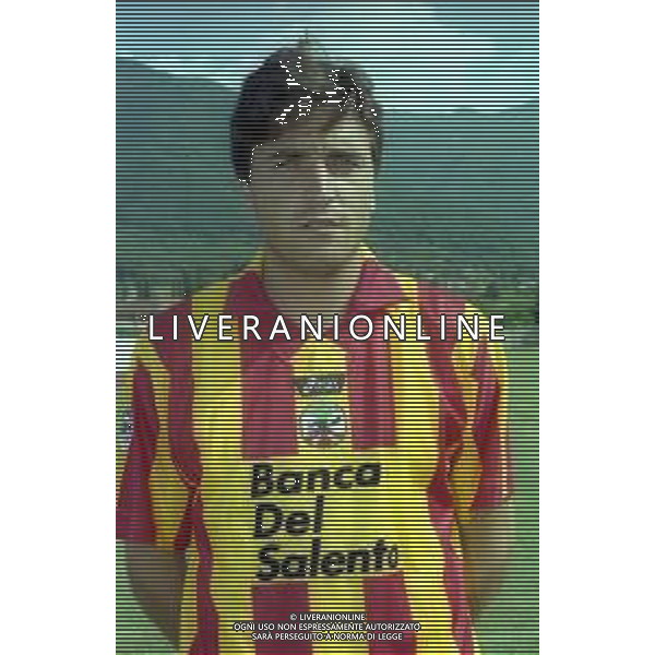 1998-1999 PRIMI PIANI ROSA GIOCATORI LECCE CALCIO NELLA FOTO STEFANO CASALE AG ALDO LIVERANI SAS