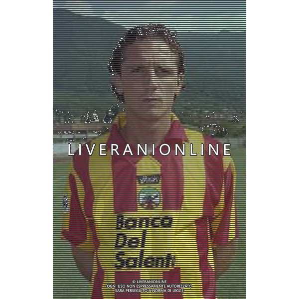 1998-1999 PRIMI PIANI ROSA GIOCATORI LECCE CALCIO NELLA FOTO CRISTIANO PAVONE AG ALDO LIVERANI SAS
