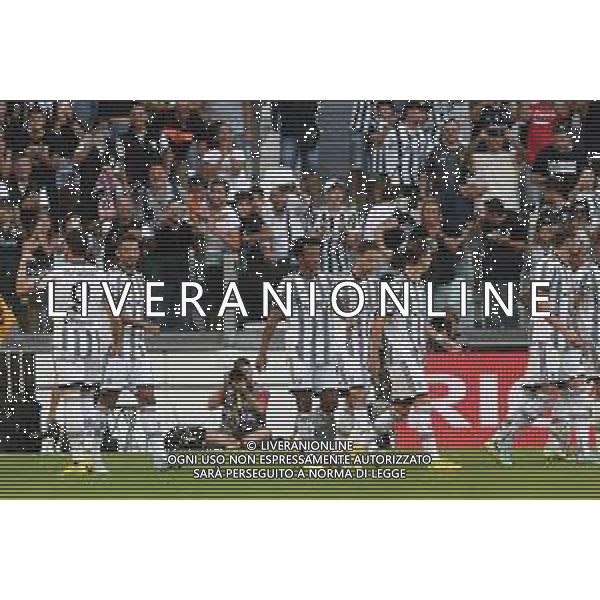 Torino 27.08.2022 Allianz Stadium ©Manuela Viganti/Agenzia Aldo Liverani Juventus vs Roma Campionato Calcio Serie A TIM 2022/2023 3a giornata Nella foto: esultanza juventus dopo il gol di dusan vlahovic ©Viganti/AGENZIA ALDO LIVERANI SAS