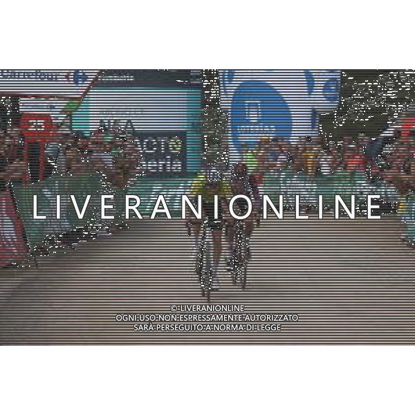 28-08-2022 Vuelta A Espana; Tappa 09 Villaviciosa - Les Praeres; 2022, Arkea - Samsic; 2022, Uae Emirates; Guglielmi, Simon; Ayuso, Juan; Les Praeres; ©SIROTTI/AGENZIA ALDO LIVERANI SAS