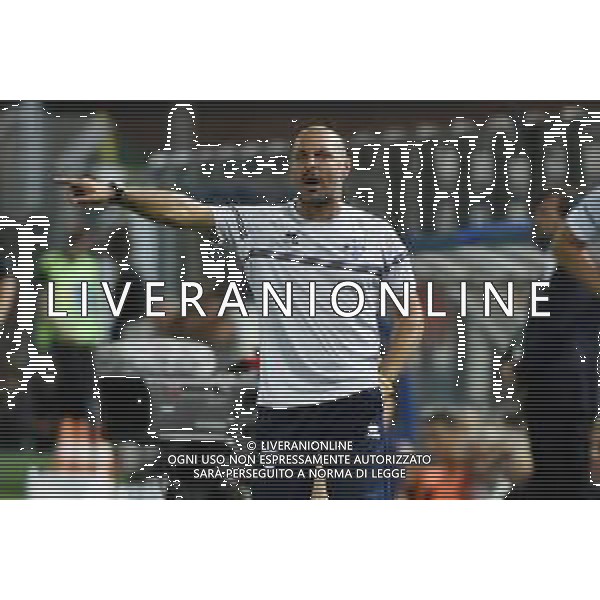 © TVRG Massimiliano Guidetti in panchina al posto di Giacomo Gattuso allenatore Como Como vs Brescia Como 29-08-2022 Stadio Giuseppe Sinigaglia Campionato Serie BKT - 3a giornata foto Roberto Garavaglia/ag. Aldo Liverani sas/AGENZIA AGENZIA ALDO LIVERANI SAS