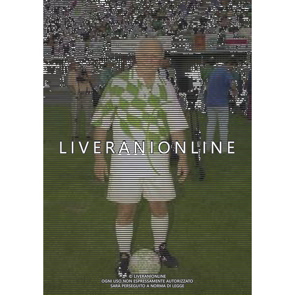 MAGGIO 2000 STADIO DI MONZA PARTITA AMICHEVOLE FORZA ITALIA-LEGA NORDO NELLA FOTO GIANCARLO PAGLIARINI AG ALDO LIVERANI SAS