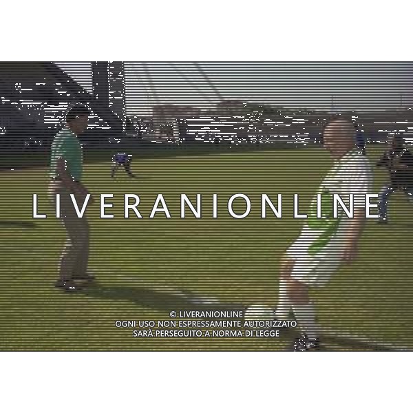 MAGGIO 2000 STADIO DI MONZA PARTITA AMICHEVOLE FORZA ITALIA-LEGA NORDO NELLA FOTO UMBERTO BOSSI E GIANCARLO PAGLIARINI AG ALDO LIVERANI SAS