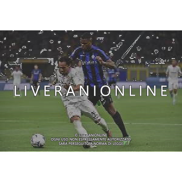 Giacomo Quagliata (Cremonese) e Denzel Dumfries (Inter) Inter vs Cremonese Milano 30-08-2022 Stadio Giuseppe Meazza - San Siro Campionato Serie A TIM - 4a giornata foto Roberto Garavaglia/ag. Aldo Liverani sas/AGENZIA ALDO LIVERANI SAS