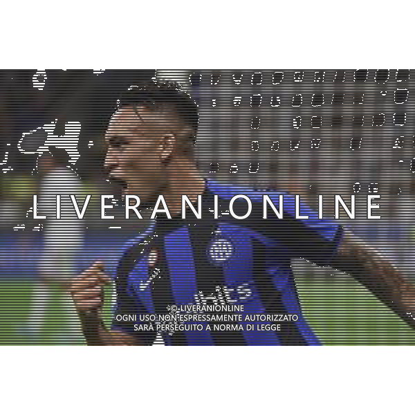 Lautaro Martinez (Inter) esulta dopo il gol del 3 a 0 Inter vs Cremonese Milano 30-08-2022 Stadio Giuseppe Meazza - San Siro Campionato Serie A TIM - 4a giornata foto Roberto Garavaglia/ag. Aldo Liverani sas/AGENZIA ALDO LIVERANI SAS