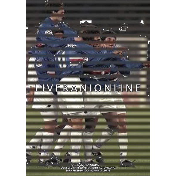 12-01-1997 GENOVA CAMPIONATO DI CALCIO SERIE A SAMPDORIA-CAGLIARI 4-1 NELLA FOTO DOPO GOAL CHRISTIAN KAREMBEU AG ALDO LIVERANI SAS