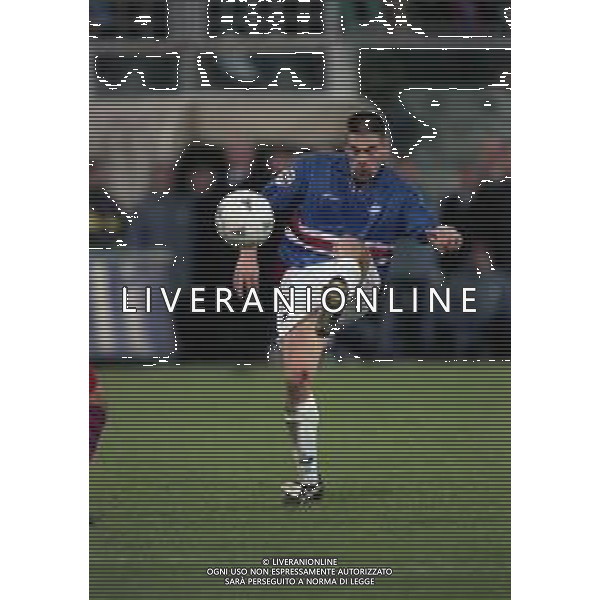 12-01-1997 GENOVA CAMPIONATO DI CALCIO SERIE A SAMPDORIA-CAGLIARI 4-1 NELLA FOTO PIERRE LAIGLE AG ALDO LIVERANI SAS