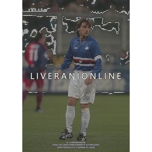12-01-1997 GENOVA CAMPIONATO DI CALCIO SERIE A SAMPDORIA-CAGLIARI 4-1 NELLA FOTO ROBERTO MANCINI AG ALDO LIVERANI SAS