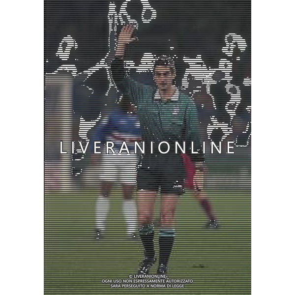 12-01-1997 GENOVA CAMPIONATO DI CALCIO SERIE A SAMPDORIA-CAGLIARI 4-1 NELLA FOTO ARBITRO ROBERT BOGGI AG ALDO LIVERANI SAS