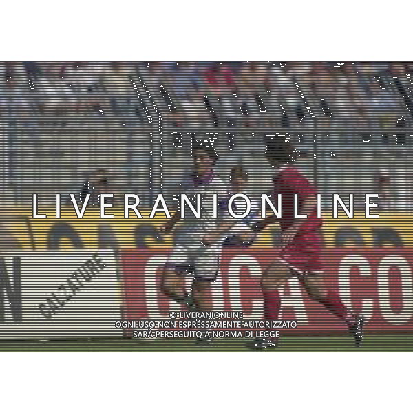 13-04-1997 PIACENZA CAMPIONATO DI CALCIO SERIE A PIACENZA-FIORENTINA 1-1 NELLA FOTO MANUEL RUI COSTA AG ALDO LIVERANI SAS