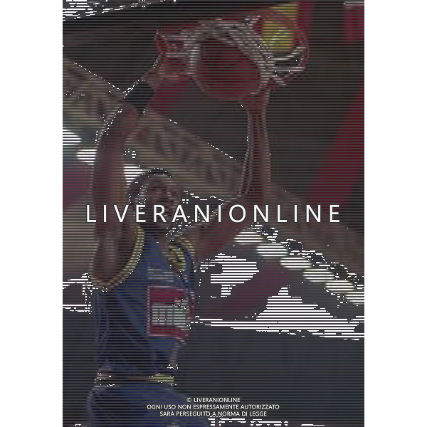 16-09-1999 VARESE CAMPIONATO DI BASKET SERIE A1 VARESE ROOSTER-MULLER VERONA NELLA FOTO GRIFFIN ARTIE AG ALDO LIVERANI SAS