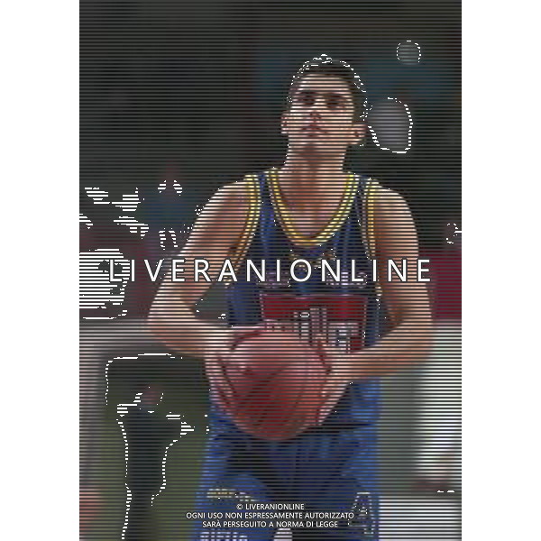 16-09-1999 VARESE CAMPIONATO DI BASKET SERIE A1 VARESE ROOSTER-MULLER VERONA NELLA FOTO TISATO DAVIDE AG ALDO LIVERANI SAS