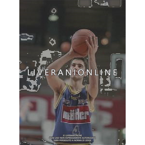 16-09-1999 VARESE CAMPIONATO DI BASKET SERIE A1 VARESE ROOSTER-MULLER VERONA NELLA FOTO TISATO DAVIDE AG ALDO LIVERANI SAS