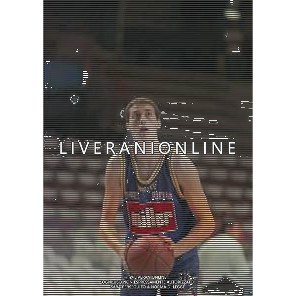 16-09-1999 VARESE CAMPIONATO DI BASKET SERIE A1 VARESE ROOSTER-MULLER VERONA NELLA FOTO ZANELLA GABRIELE AG ALDO LIVERANI SAS