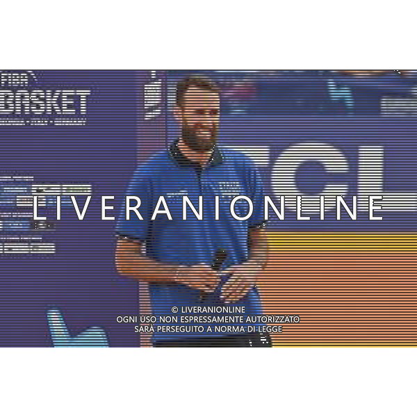 © TVRG Fan Zone EuroBasket 2022 nella foto Luigi Datome capitano Italia Milano 01-09-2022 Inaugurazione in piazza Duomo della Fan Zone di FIBA EuroBasket 2022 foto Roberto Garavaglia/ag. Aldo Liverani sas/AGENZIA ALDO LIVERANI SAS