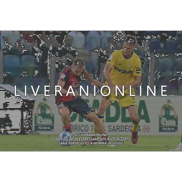 2-9-2022. Cagliari Calcio-Modena F.C. 4° giornata serie B 2022/2023, stadio Unipol Domus Cagliari. Foto salvatore Moi/Aldo Liverani s.a.s. Nella foto: Marco Rog Cagliari, Luca Magnino Modena ©MOI/AGENZIA ALDO LIVERANI SAS