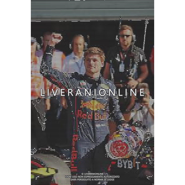 Max Verstappen (NLD) Red Bull Racing celebrates his pole position in qualifying parc ferme. 03.09.2022. Formula 1 World Championship, Rd 14, Dutch Grand Prix, Zandvoort, Netherlands, Qualifying Day. - www.xpbimages.com, EMail: requests@xpbimages.com © Copyright: Moy / XPB Images/AGENZIA ALDO LIVERANI SAS - ITALY ONLY EDITORIAL USE ONLY