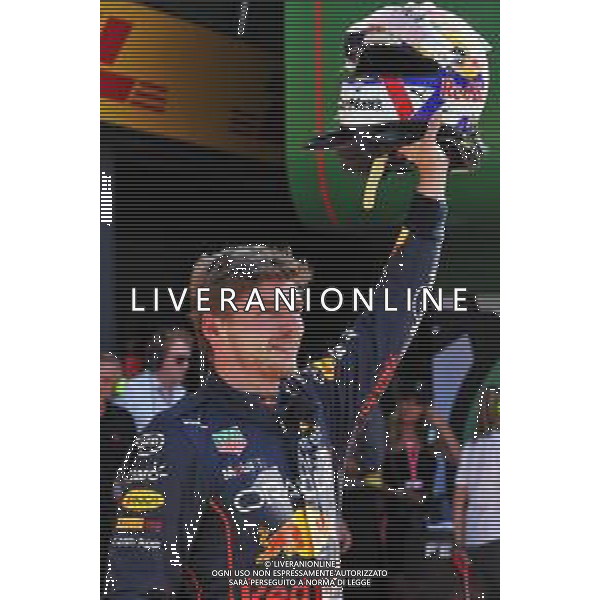 Max Verstappen (NLD) Red Bull Racing celebrates his pole position in qualifying parc ferme. 03.09.2022. Formula 1 World Championship, Rd 14, Dutch Grand Prix, Zandvoort, Netherlands, Qualifying Day. - www.xpbimages.com, EMail: requests@xpbimages.com © Copyright: Bearne / XPB Images/AGENZIA ALDO LIVERANI SAS - ITALY ONLY EDITORIAL USE ONLY