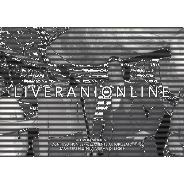 RETROSPETTIVA GIANNI MORANDI CANTANTE NELLA FOTO GIANNI MORANDI AL FESTIVALBAR A VERONA CON PLACIDO DOMINGO AG ALDO LIVERANI SAS 