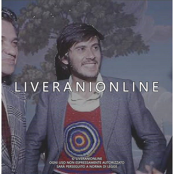 RETROSPETTIVA GIANNI MORANDI CANTANTE NELLA FOTO GIANNI MORANDI A MILANO IN TERRAZZA MARTINI NELL\'ANNO 1981 AG ALDO LIVERANI SAS
