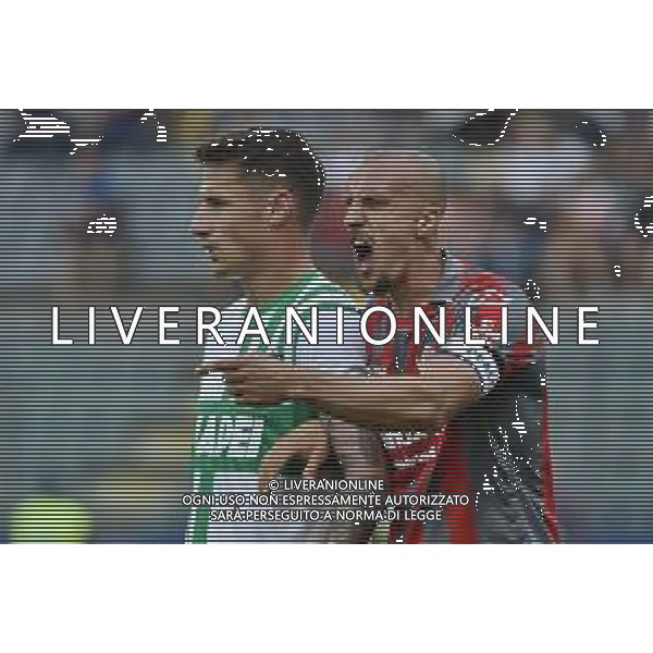© TVRG Andrea Pinamonti (Sassuolo) e Vlad Chiriches (Cremonese) Cremonese vs Sassuolo Campionato Calcio Serie A TIM 04-09-2022 ©Roberto Garavaglia/AGENZIA ALDO LIVERANI SAS