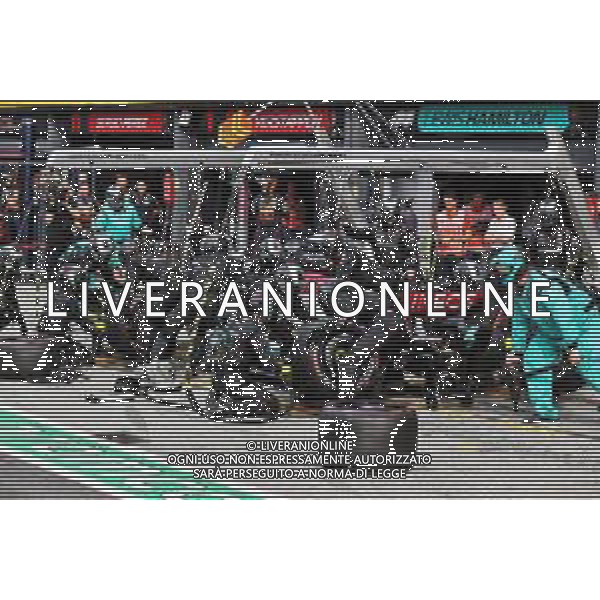 George Russell (GBR) Mercedes AMG F1 W13 makes a pit stop. 04.09.2022. Formula 1 World Championship, Rd 14, Dutch Grand Prix, Zandvoort, Netherlands, Race Day. - www.xpbimages.com, EMail: requests@xpbimages.com © Copyright: Moy / XPB Images/AGENZIA ALDO LIVERANI SAS - ITALY ONLY EDITORIAL USE ONLY