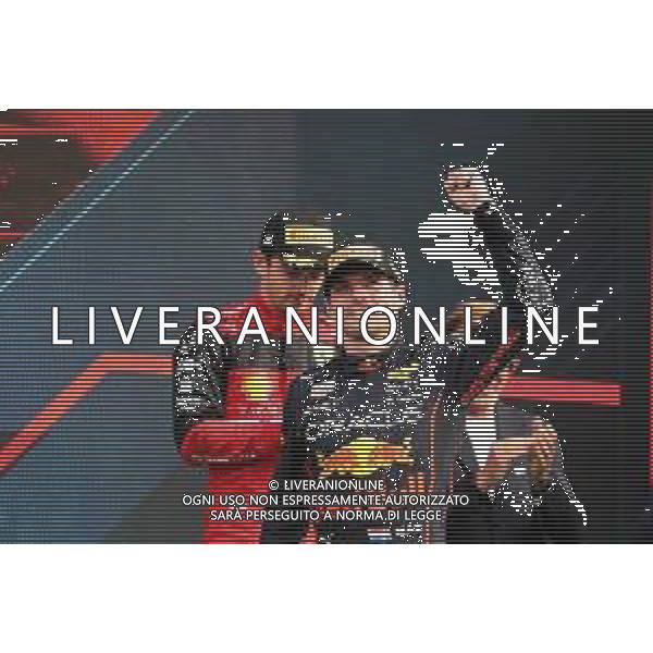 Race winner Max Verstappen (NLD) Red Bull Racing celebrates on the podium. 04.09.2022. Formula 1 World Championship, Rd 14, Dutch Grand Prix, Zandvoort, Netherlands, Race Day. - www.xpbimages.com, EMail: requests@xpbimages.com © Copyright: Moy / XPB Images/AGENZIA ALDO LIVERANI SAS - ITALY ONLY EDITORIAL USE ONLY