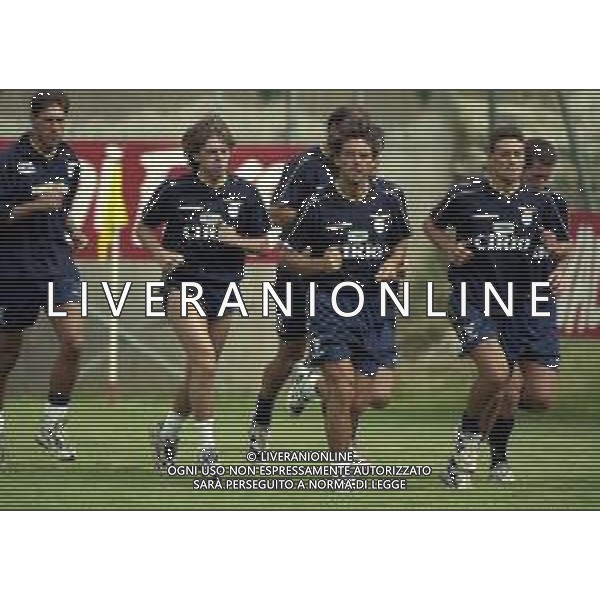 1997 VIGO DI FASSA ALLENAMENTO E RITIRO PER CAMPIONATO LAZIO CALCIO NELLA FOTO GIUSEPPE SIGNORI-ROBERTO MANCINI SEVERINO GOTTARDI AG ALDO LIVERANI SAS