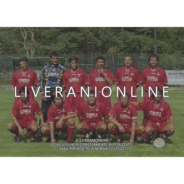 1999-2000 PIACENZA CALCIO AMICHEVOLE ESTIVA NELLA FOTO LA FORMAZIONE DEL PIACENZA CALCIO 1999-2000 IN PIEDI DA SIN. GIORDANO CAINI-FLAVIO ROMA-ANDREA TAGLIAFERRI-STEFANO MORRONE-GIOVANNI STROPPA SED DA SIN. LUIGI SACCHETTI-RUGGIERO RIZZITELLI-B GIAN PIETRO PIOVANI-PIETRO VIERCHOWOD- MASSIMO RASTELLI AG ALDO LIVERANI SAS