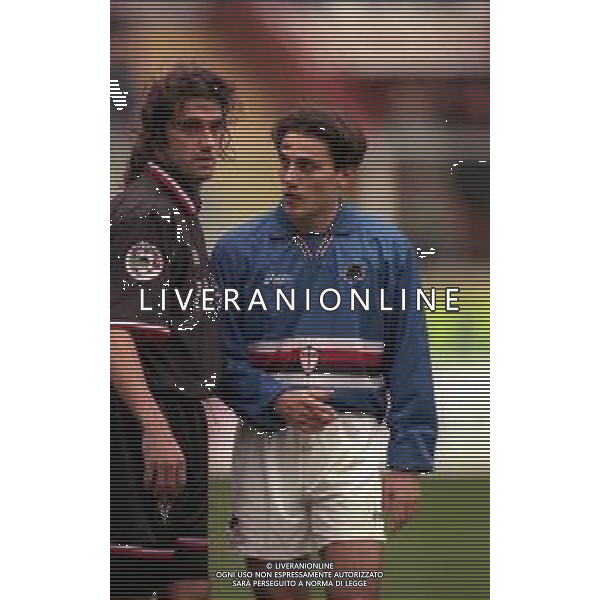 22-12-1996 GENOVA CAMPIONATO DI CALCIO SERIE A SAMPDORIA-VICENZA 2-1 NELLA FOTO VINCENZO MONTELLA E FABIO VIVIANI AG ALDO LIVERANI SAS
