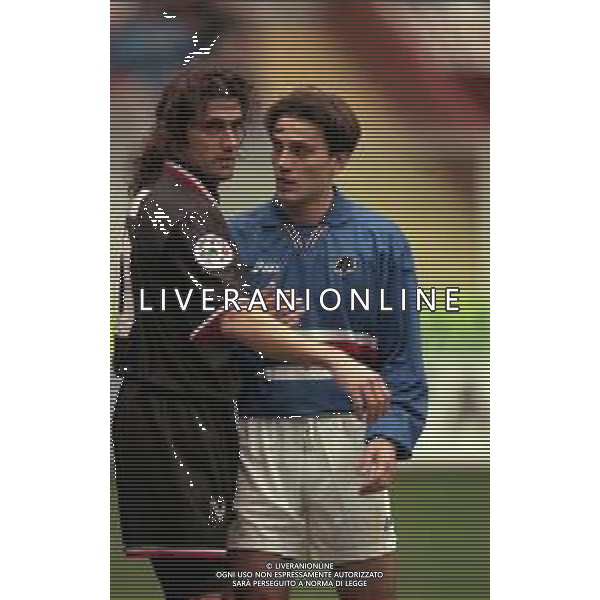 22-12-1996 GENOVA CAMPIONATO DI CALCIO SERIE A SAMPDORIA-VICENZA 2-1 NELLA FOTO VINCENZO MONTELLA E FABIO VIVIANI AG ALDO LIVERANI SAS