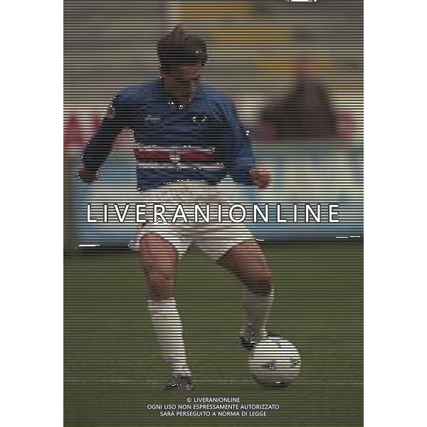 22-12-1996 GENOVA CAMPIONATO DI CALCIO SERIE A SAMPDORIA-VICENZA 2-1 NELLA FOTO GOAL VINCENZO MONTELLA AG ALDO LIVERANI SAS