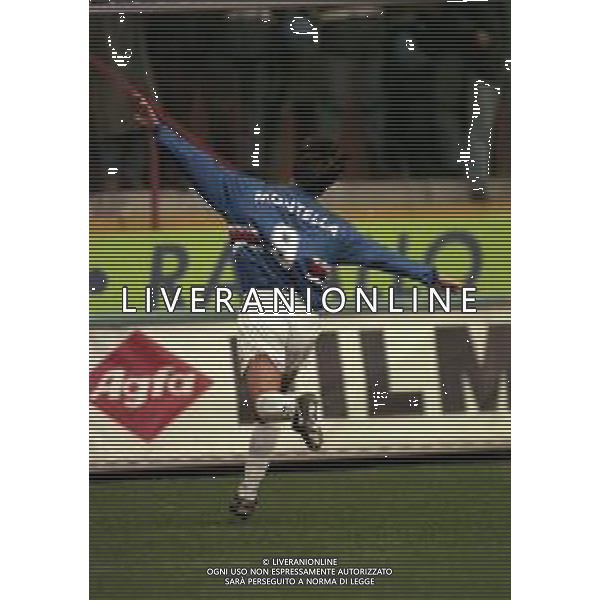 22-12-1996 GENOVA CAMPIONATO DI CALCIO SERIE A SAMPDORIA-VICENZA 2-1 NELLA FOTO VINCENZO MONTELLA ESULTANZA DOPO IL GOAL AG ALDO LIVERANI SAS