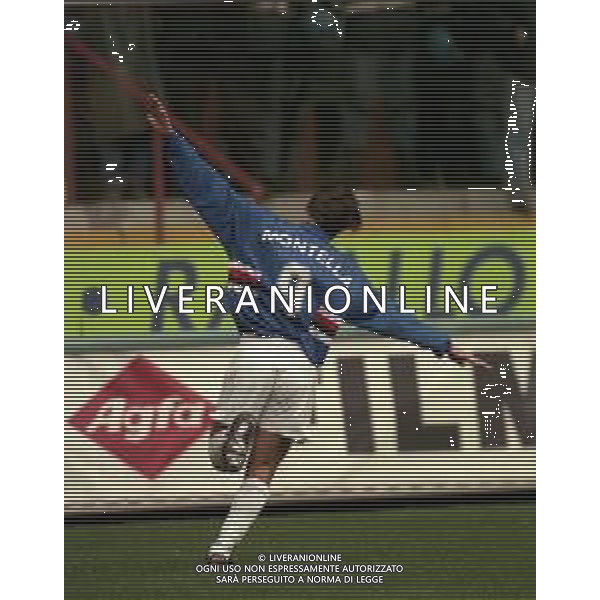 22-12-1996 GENOVA CAMPIONATO DI CALCIO SERIE A SAMPDORIA-VICENZA 2-1 NELLA FOTO VINCENZO MONTELLA ESULTANZA DOPO IL GOAL AG ALDO LIVERANI SAS
